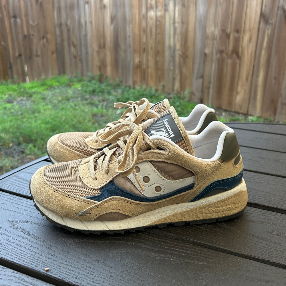 Saucony khaki and Navy Sneakers Size 8.5